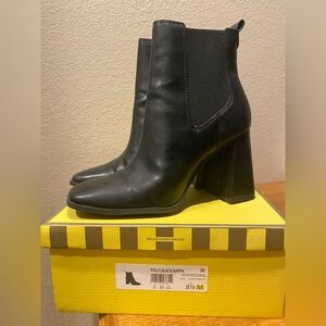 Chic Black Nappa Women's Boots